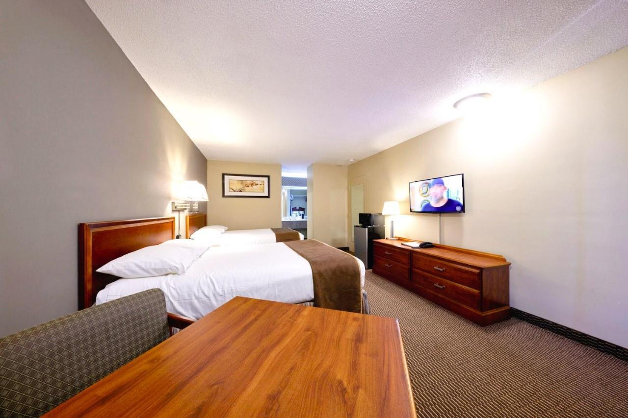 Regency Inn Of Eddyville Kuttawa Bagian luar foto