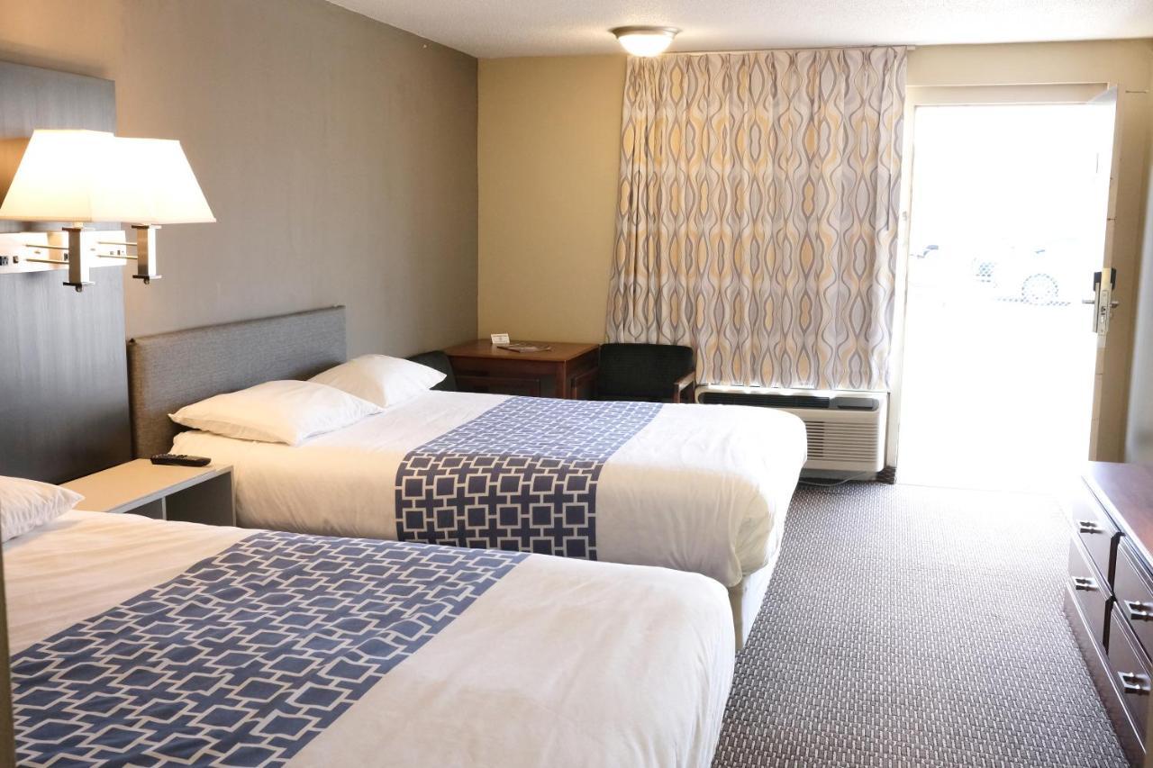 Regency Inn Of Eddyville Kuttawa Bagian luar foto